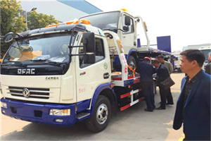 伽师汽车道路救援拖车价格